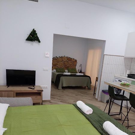 Avocado Suite By Alhaurin Loft City Center Альхаурин-де-ла-Торре Экстерьер фото
